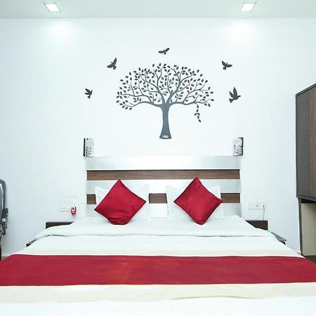 Oyo 3603 White Pearl Hotel Jabalpur Exteriör bild