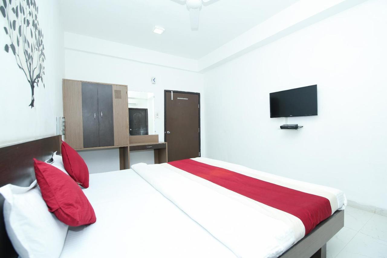 Oyo 3603 White Pearl Hotel Jabalpur Exteriör bild