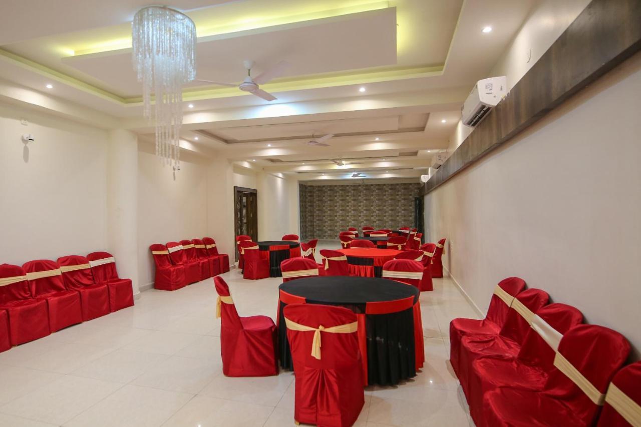 Oyo 3603 White Pearl Hotel Jabalpur Exteriör bild